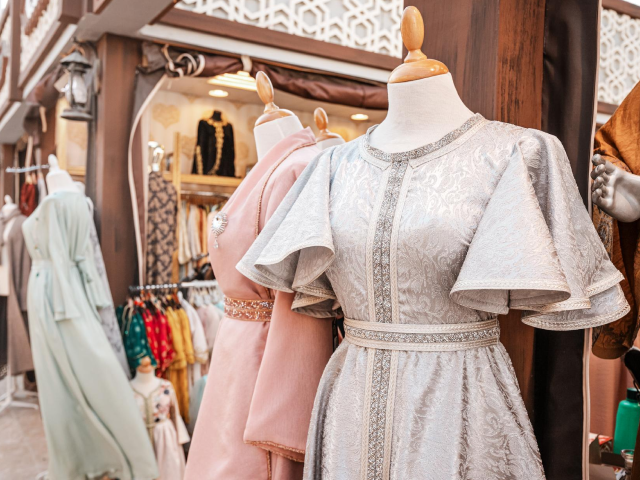 Vintage Shopping Store